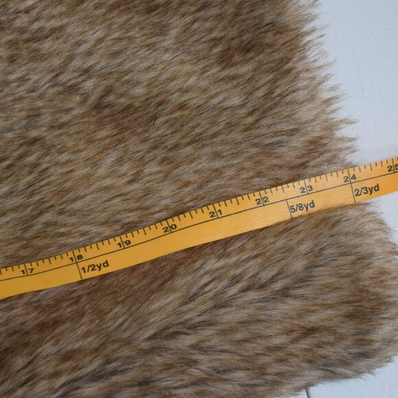 Forever 21 faux fur sweater vest, size small - Picture 8 of 9